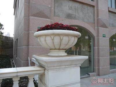 【曲陽(yáng)縣廠家熱賣大理石花缽石雕花缽歐式花缽石材花缽】曲陽(yáng)縣俊藝石材雕刻廠 - 產(chǎn)品庫(kù)
